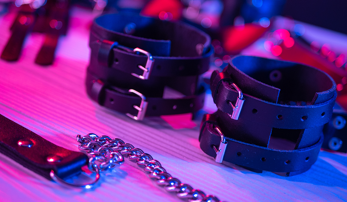 dom-rob-sessions_beginner-bondage-teacher
